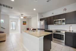 Modern 2BR Haven near Austin & Tesla - Image 2