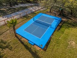 Private Pool, Pickleball and Game Room, Sleeps 20 - Image 2