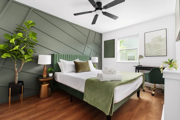 Stylish 2BR Oasis with Private Patio - Sleeps 8 - Image 1